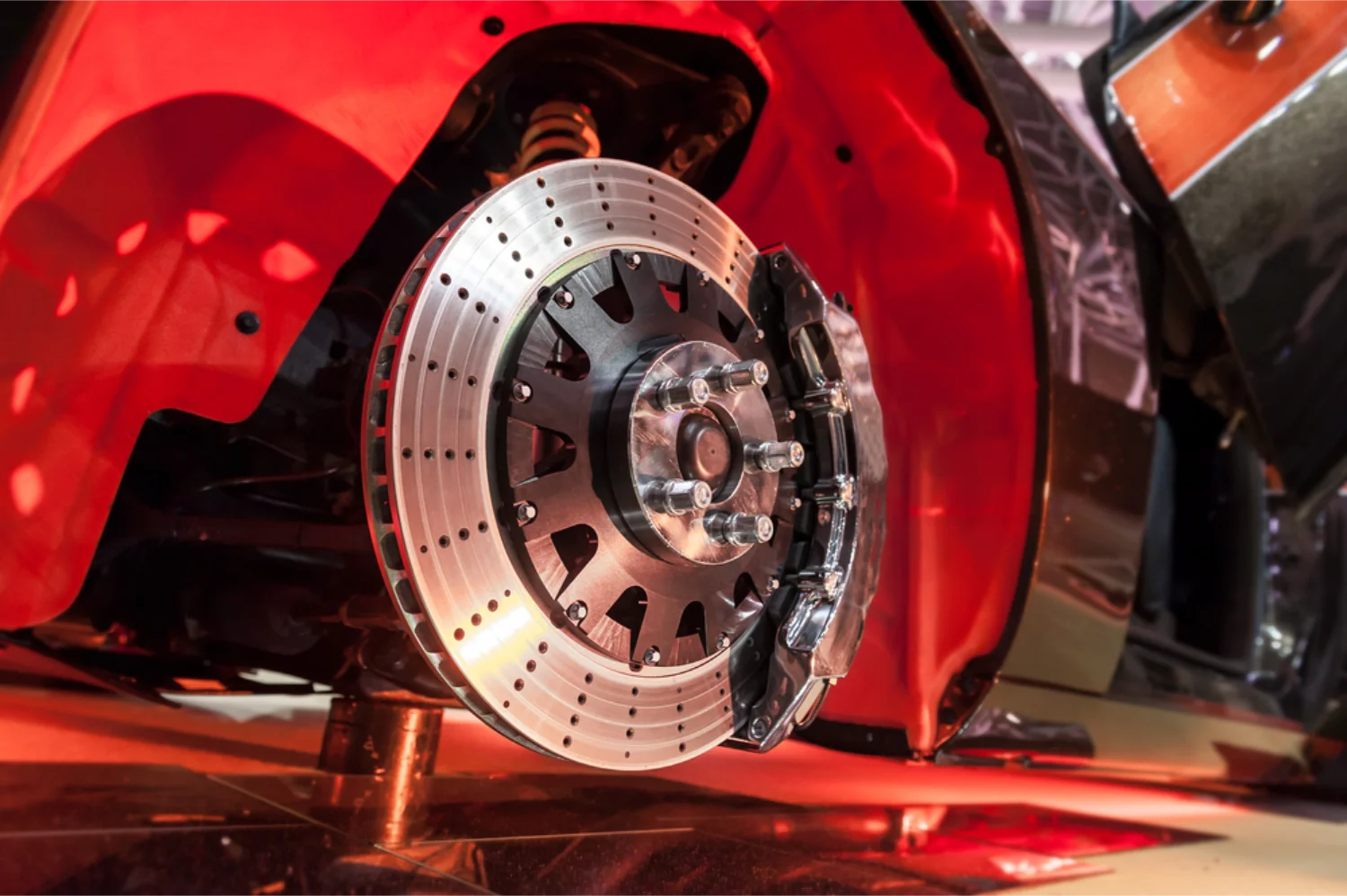 Performance brake disc and calliper on a vehicle